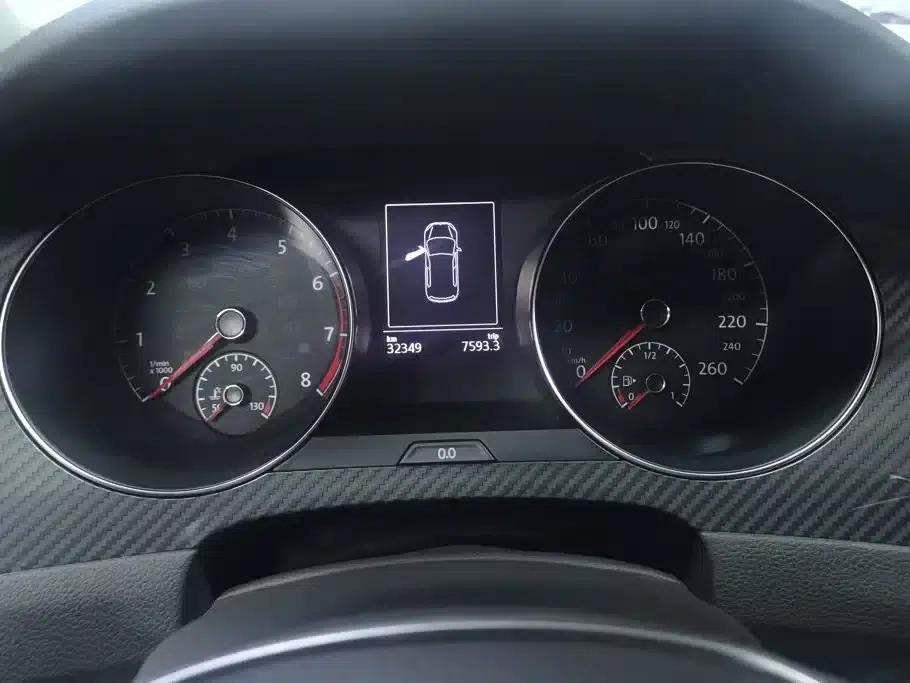 Golf Sportsvan 2018 230TSI Automatic Luxury — миниатюра 14