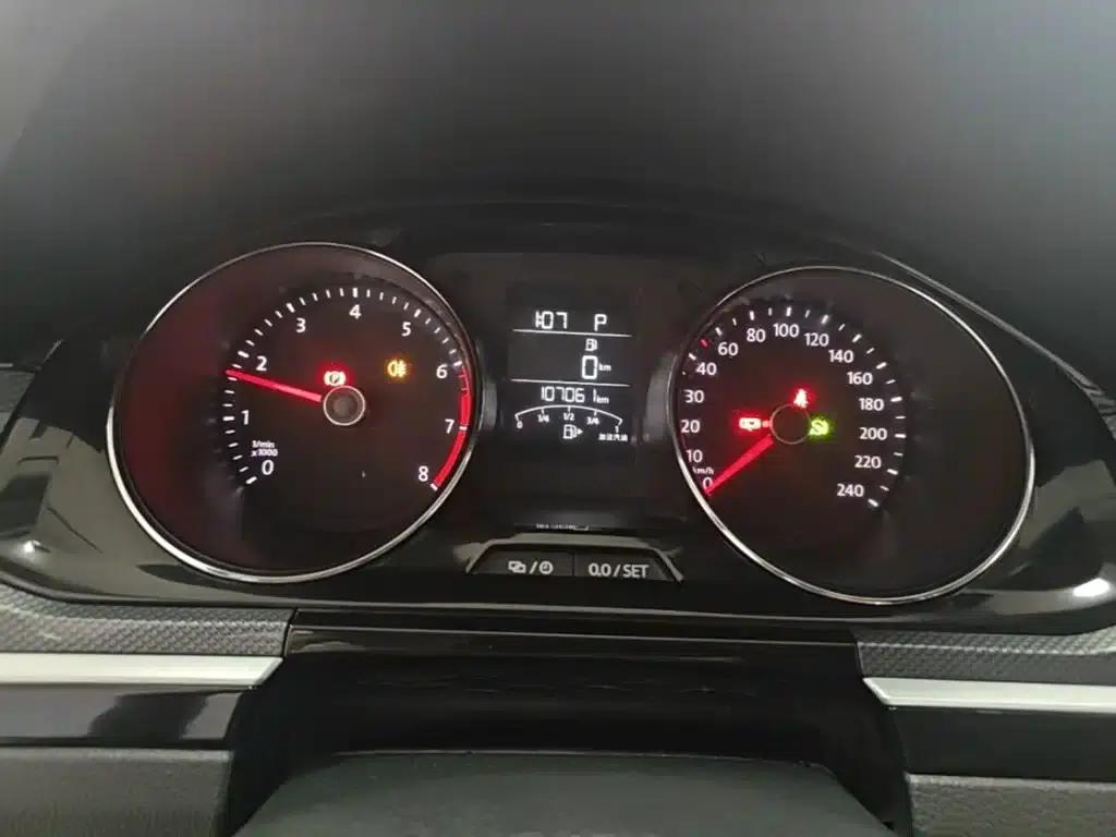 C-TREK 2017 1.6L Automatic Comfort Model — миниатюра 12