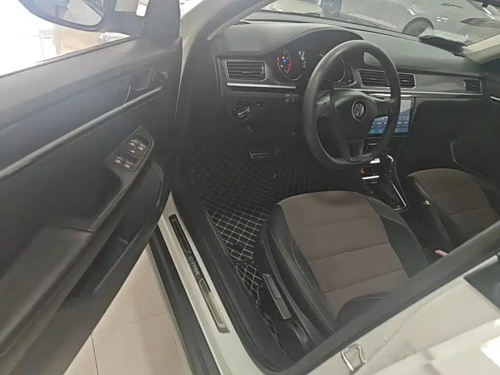C-TREK 2017 1.6L Automatic Comfort Model — миниатюра 16