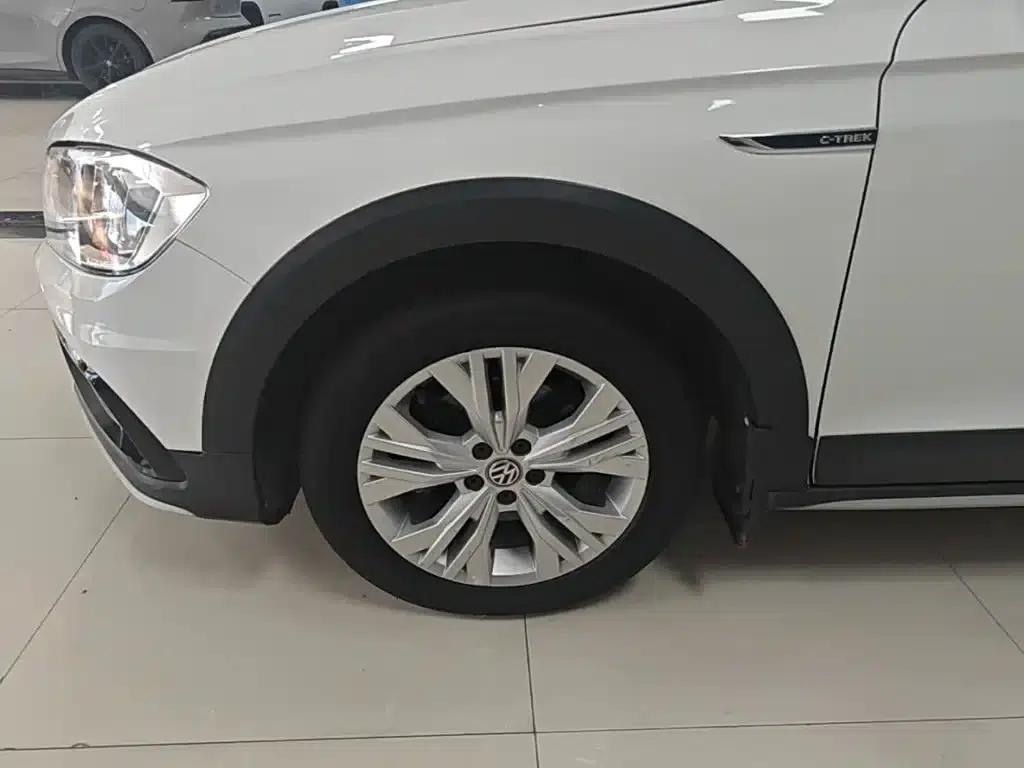 C-TREK 2017 1.6L Automatic Comfort Model — миниатюра 23