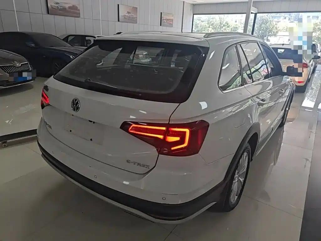 C-TREK 2017 1.6L Automatic Comfort Model — миниатюра 7