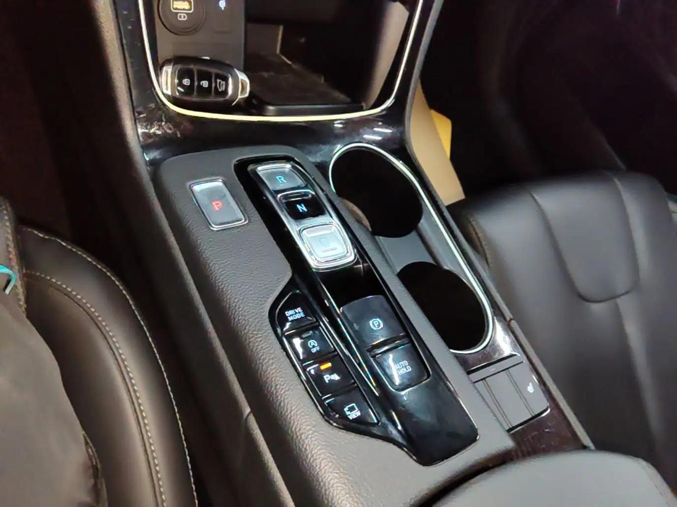 Hyundai Santa Fe 2020 380 TGDi Automatic All-Wheel Drive DLX HTRAC Prestige Edition — миниатюра 16