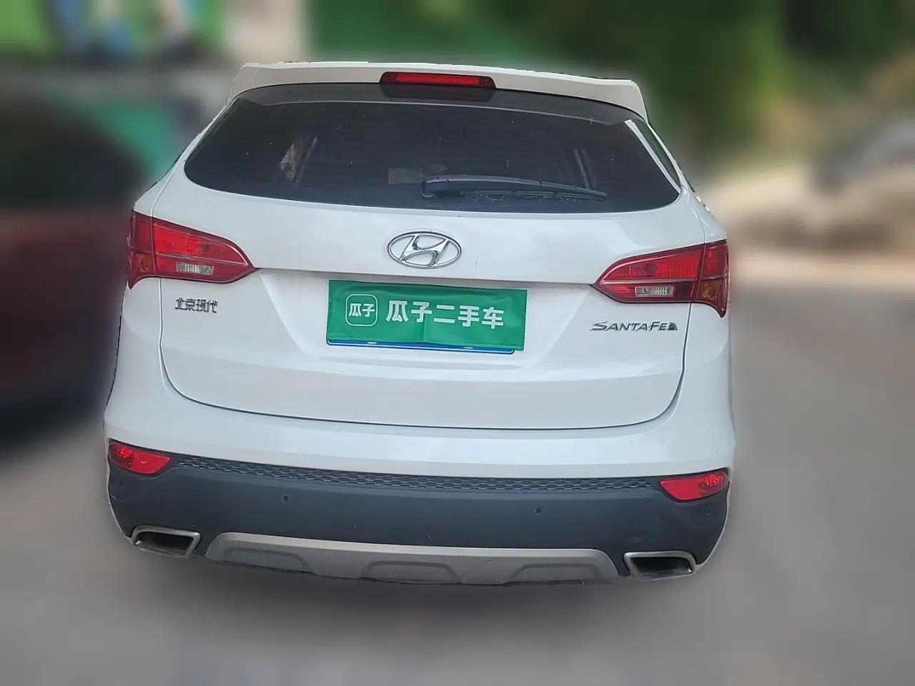 Hyundai Santa Fe 2013 2.4L Automatic Two-Wheel Drive Smart Version — миниатюра 3