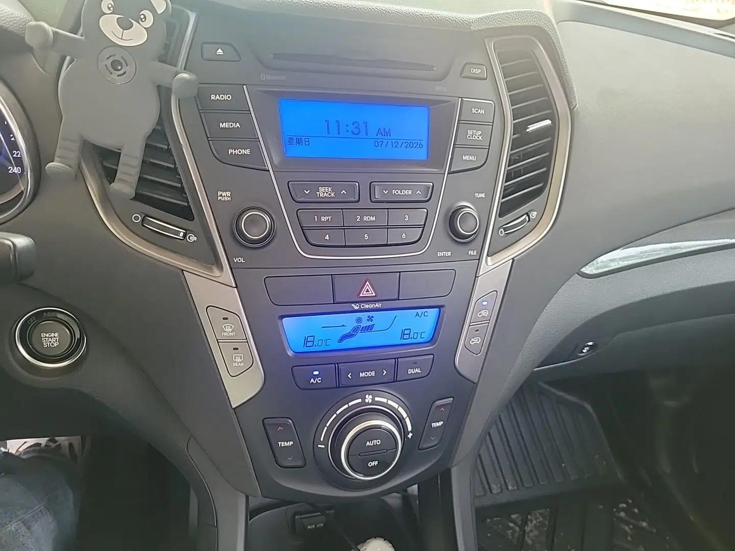 Hyundai Santa Fe 2013 2.4L Automatic Two-Wheel Drive Smart Version — миниатюра 10
