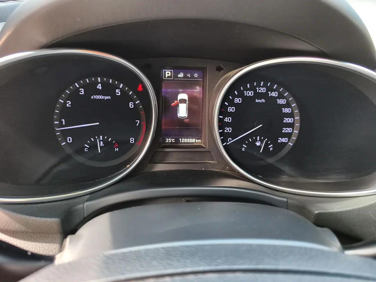 Hyundai Santa Fe 2017 2.0T Automatic Two-Wheel Drive Smart Version 7 Seats — миниатюра 12