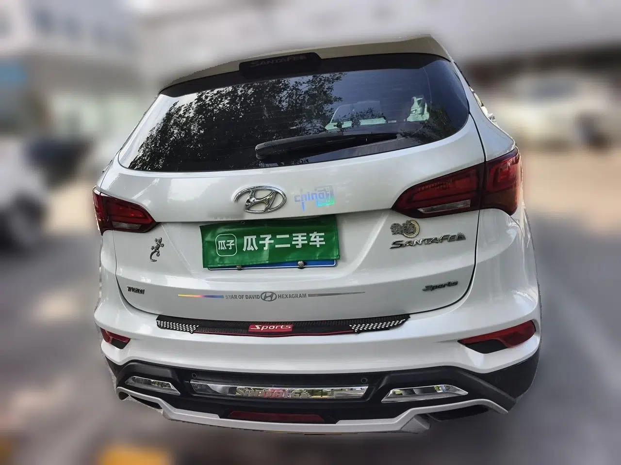 Hyundai Santa Fe 2017 2.0T Automatic Two-Wheel Drive Smart Version 7 Seats — миниатюра 5