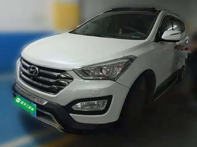 Hyundai Santa Fe 2013 2.0T Automatic All-Wheel Drive Top Trim