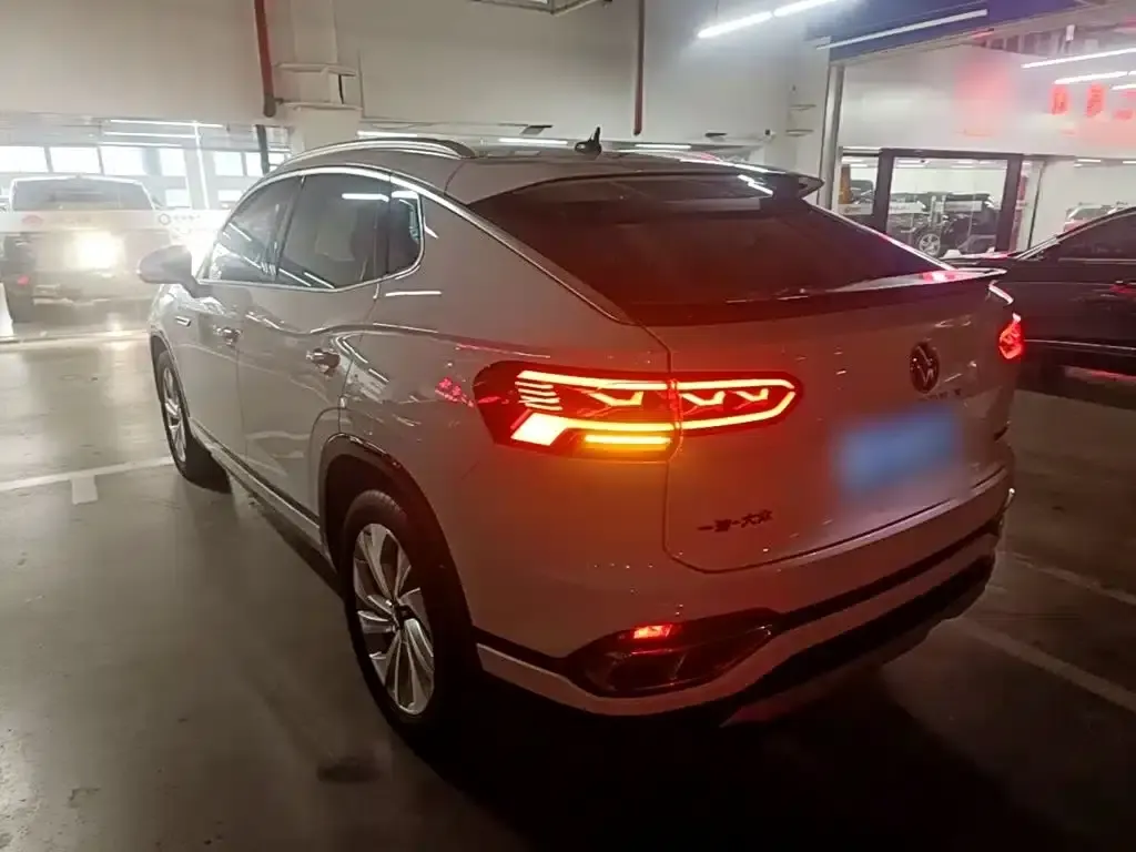 Tayron X 2020 330TSI 2WD Premium Intelligent Edition — миниатюра 5
