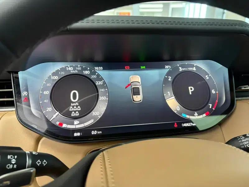 Range Rover 2023 3.0 L6 400PS Grand 7-Seat Extended Edition — миниатюра 6
