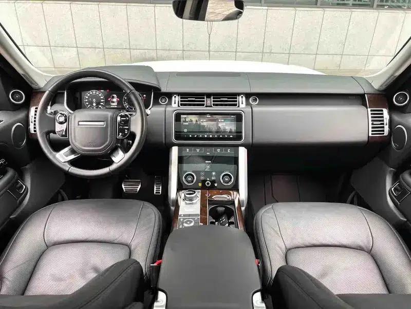 Range Rover 2021 3.0 L6 Legendary Long Wheelbase Classic Edition — миниатюра 4