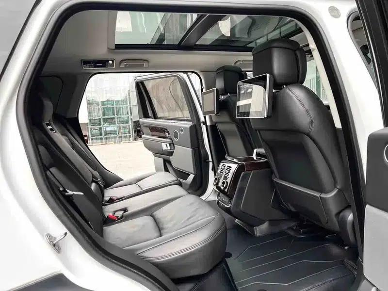 Range Rover 2021 3.0 L6 Legendary Long Wheelbase Classic Edition — миниатюра 8
