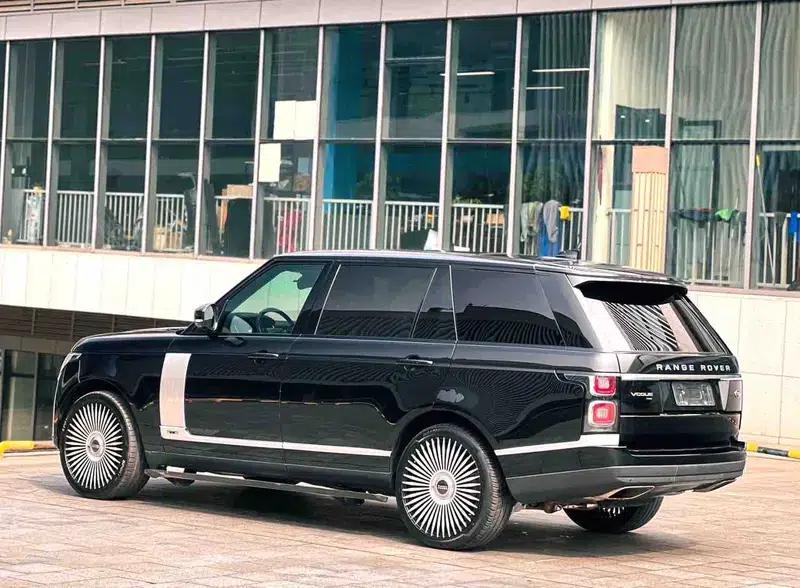 Range Rover 2020 3.0 L6 Legendary Long Wheelbase — миниатюра 3
