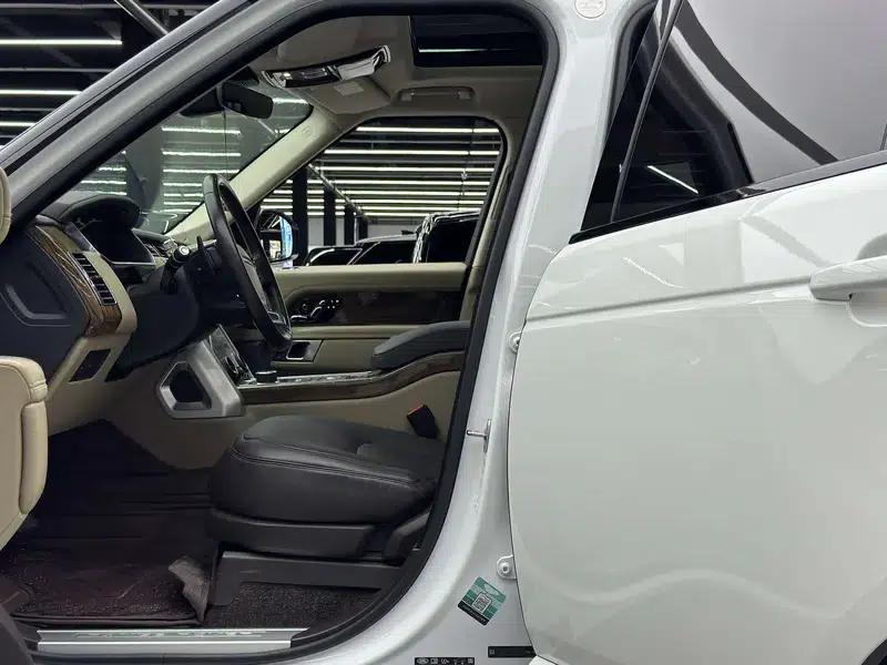 Range Rover 2019 3.0 V6 SC Legendary Edition — миниатюра 17