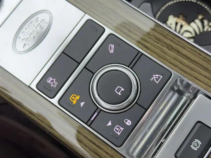 Range Rover 2019 3.0 V6 SC Legendary Edition — миниатюра 10