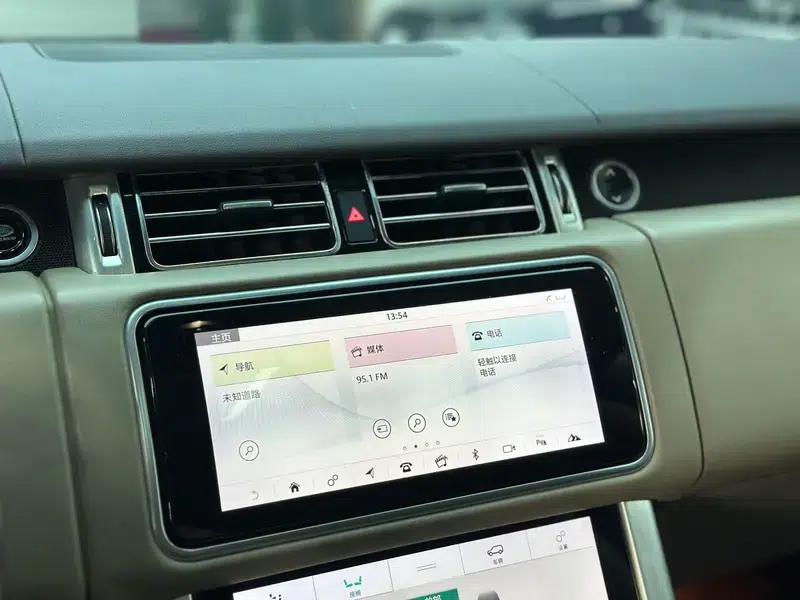 Range Rover 2018 3.0 V6 SC Vogue Extended Wheelbase — миниатюра 6