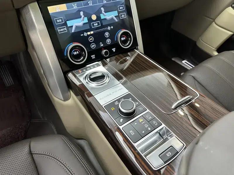 Range Rover 2017 3.0 V6 SC Vogue Extended Wheelbase — миниатюра 10