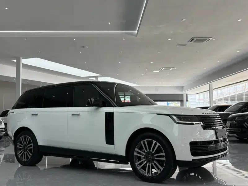 Range Rover 2024 3.0 L6 400PS Grand Long Wheelbase — миниатюра 2