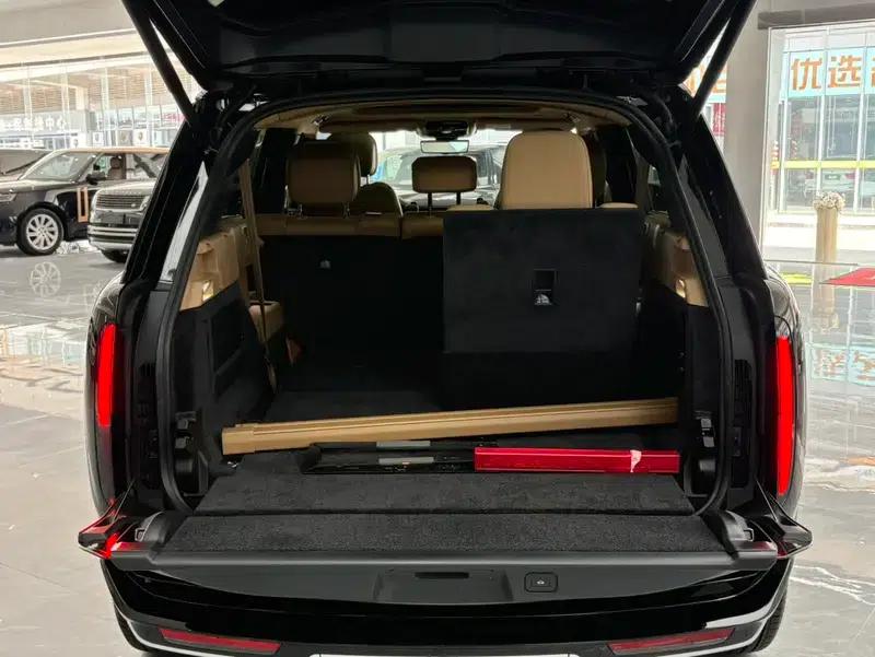 Range Rover 2024 3.0 L6 400PS Grand Long Wheelbase 7-Seater — миниатюра 14
