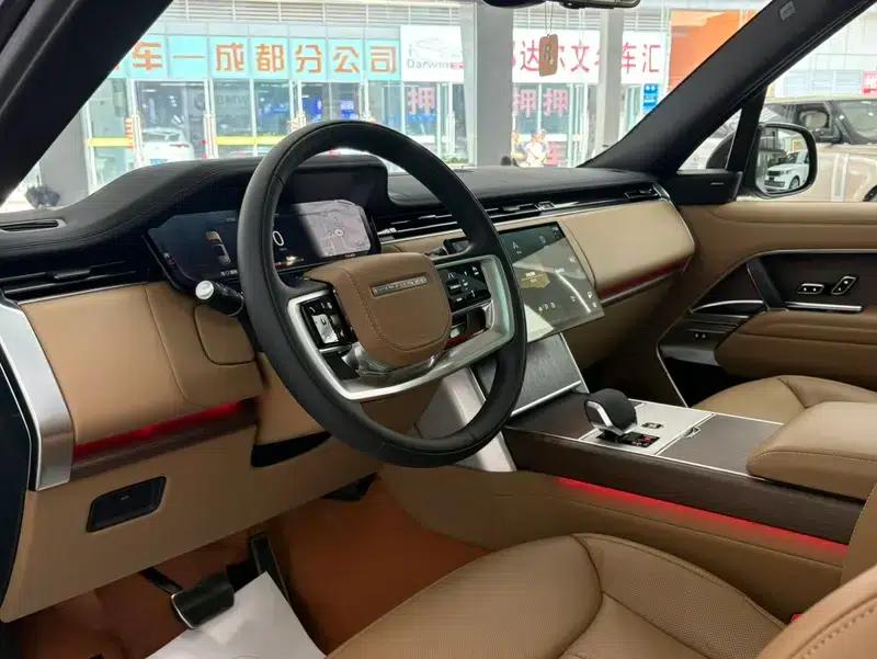 Range Rover 2024 3.0 L6 400PS Grand Long Wheelbase 7-Seater — миниатюра 10