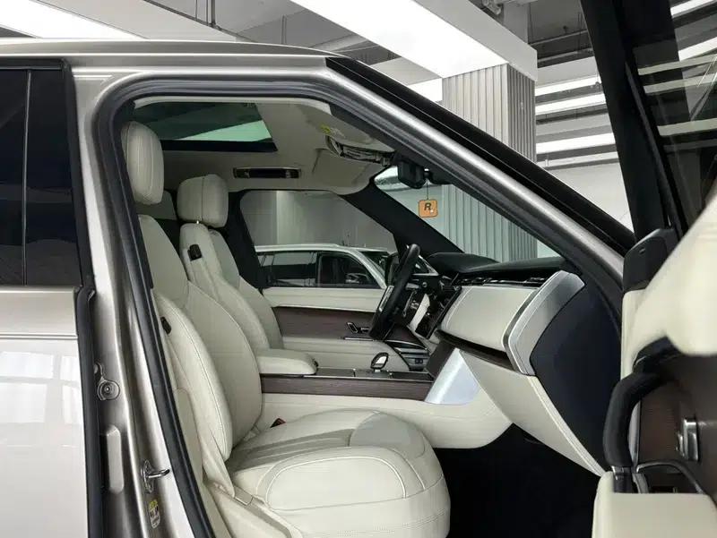 Range Rover 2025 3.0 L6 400PS Grand Long Wheelbase — миниатюра 13