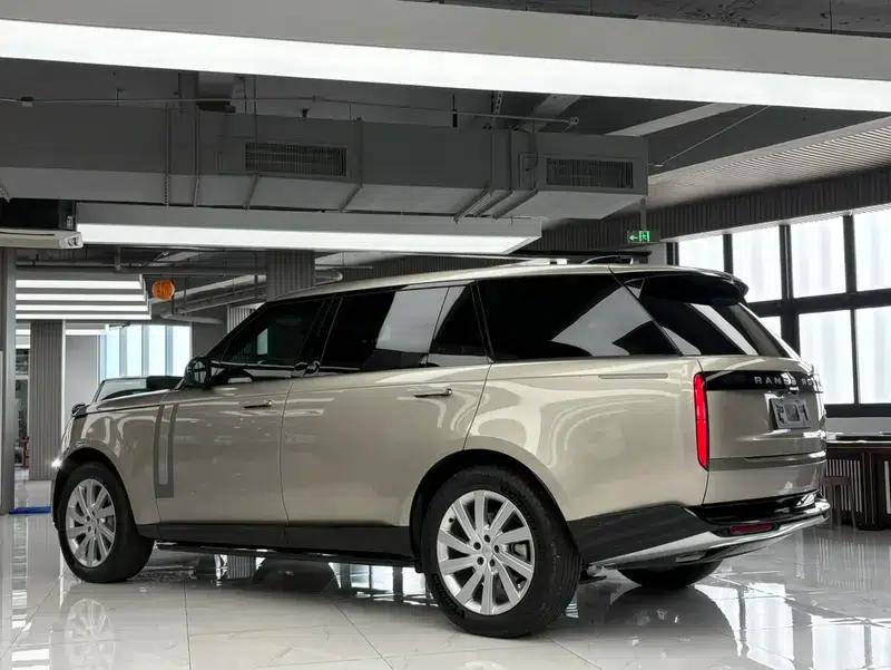 Range Rover 2025 3.0 L6 400PS Grand Long Wheelbase — миниатюра 3