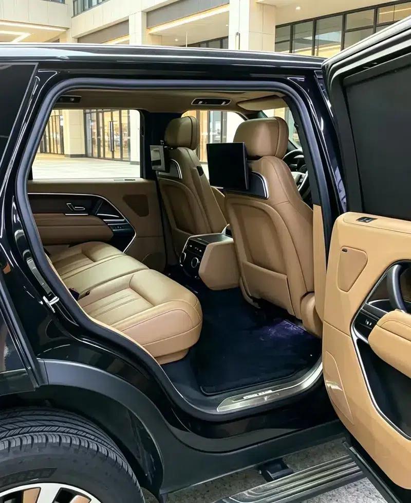 Range Rover 2024 3.0 L6 400PS Grand Long Wheelbase — миниатюра 5