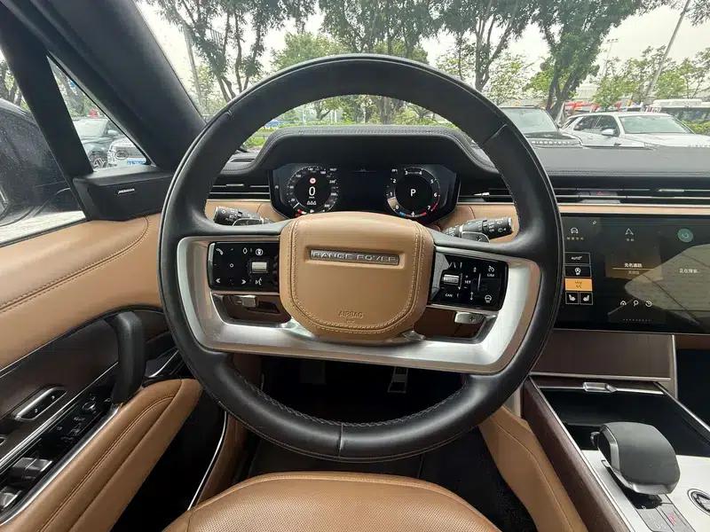 Range Rover 2024 3.0 L6 400PS Grand Long Wheelbase — миниатюра 25