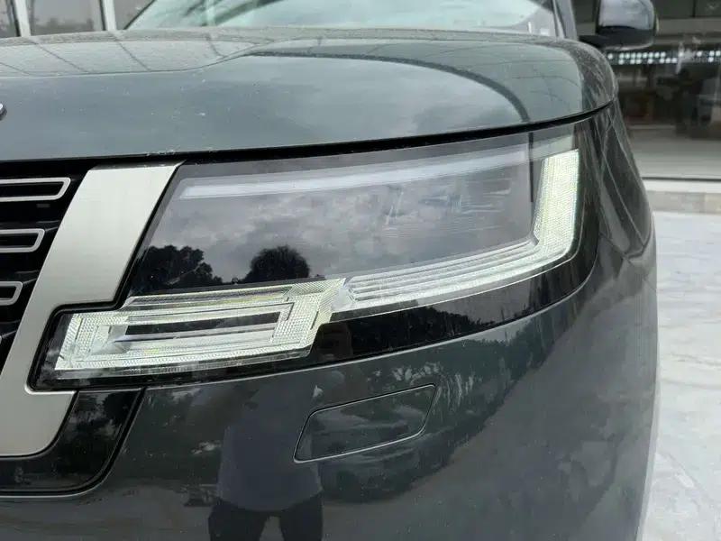 Range Rover 2024 3.0 L6 400PS Grand Long Wheelbase — миниатюра 10