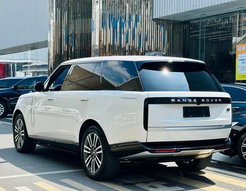 2023 Range Rover 3.0 L6 400PS Autobiography Long Wheelbase — миниатюра 3