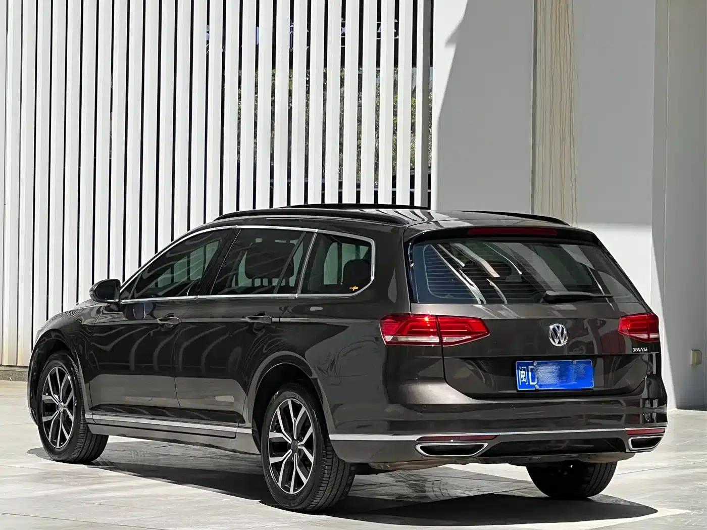 Passat Variant 2016 380TSI 2WD Comfortline — миниатюра 3