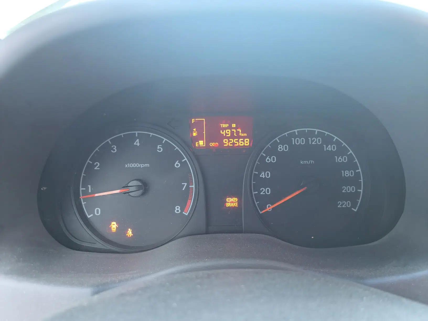 Hyundai Verna (older generation) 2014 1.4L Manual Smart GLS Trim — миниатюра 11