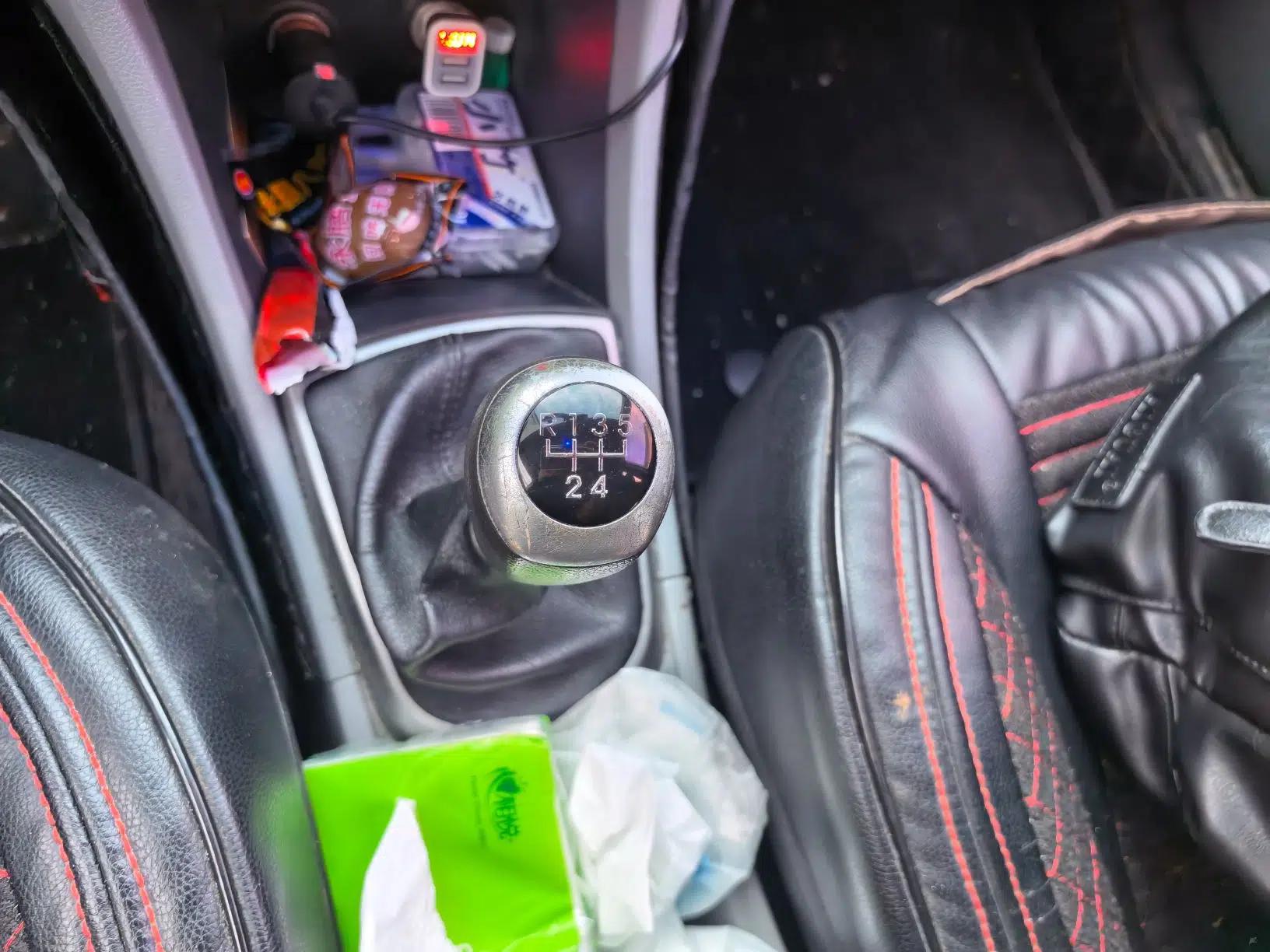 Hyundai Verna (older generation) 2014 1.4L Manual Smart GLS Trim — миниатюра 14