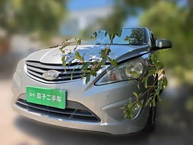 Hyundai Verna (older generation) 2010 Sedan 1.4L Automatic Comfort Model GS