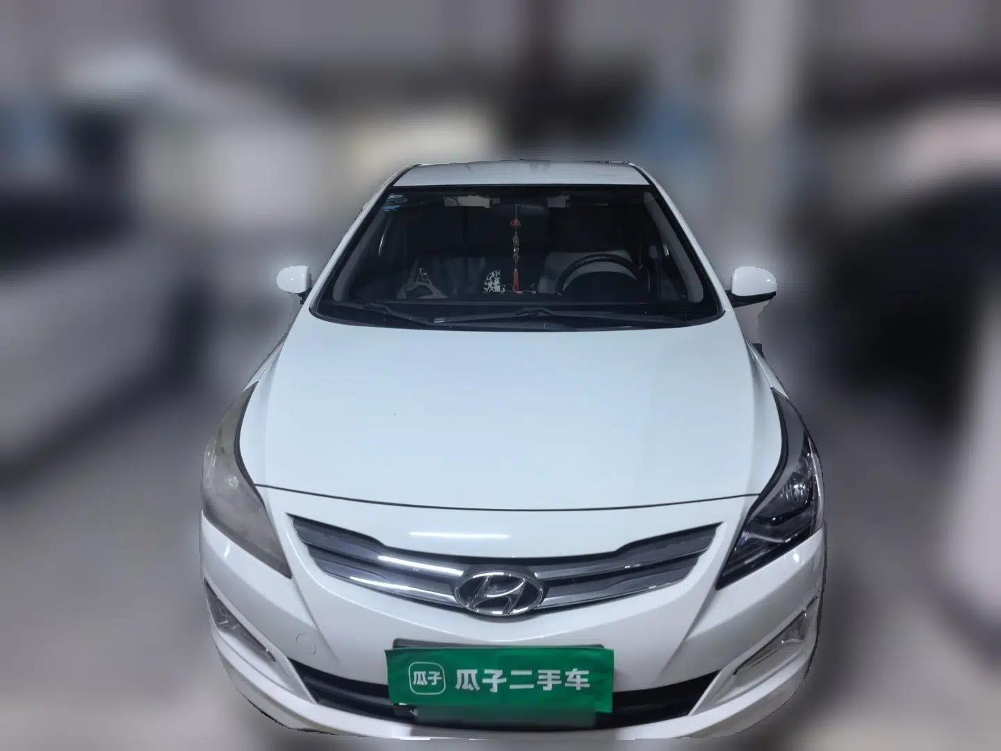 Hyundai Verna (older generation) 2014 1.4L Automatic Smart GLS — миниатюра 2