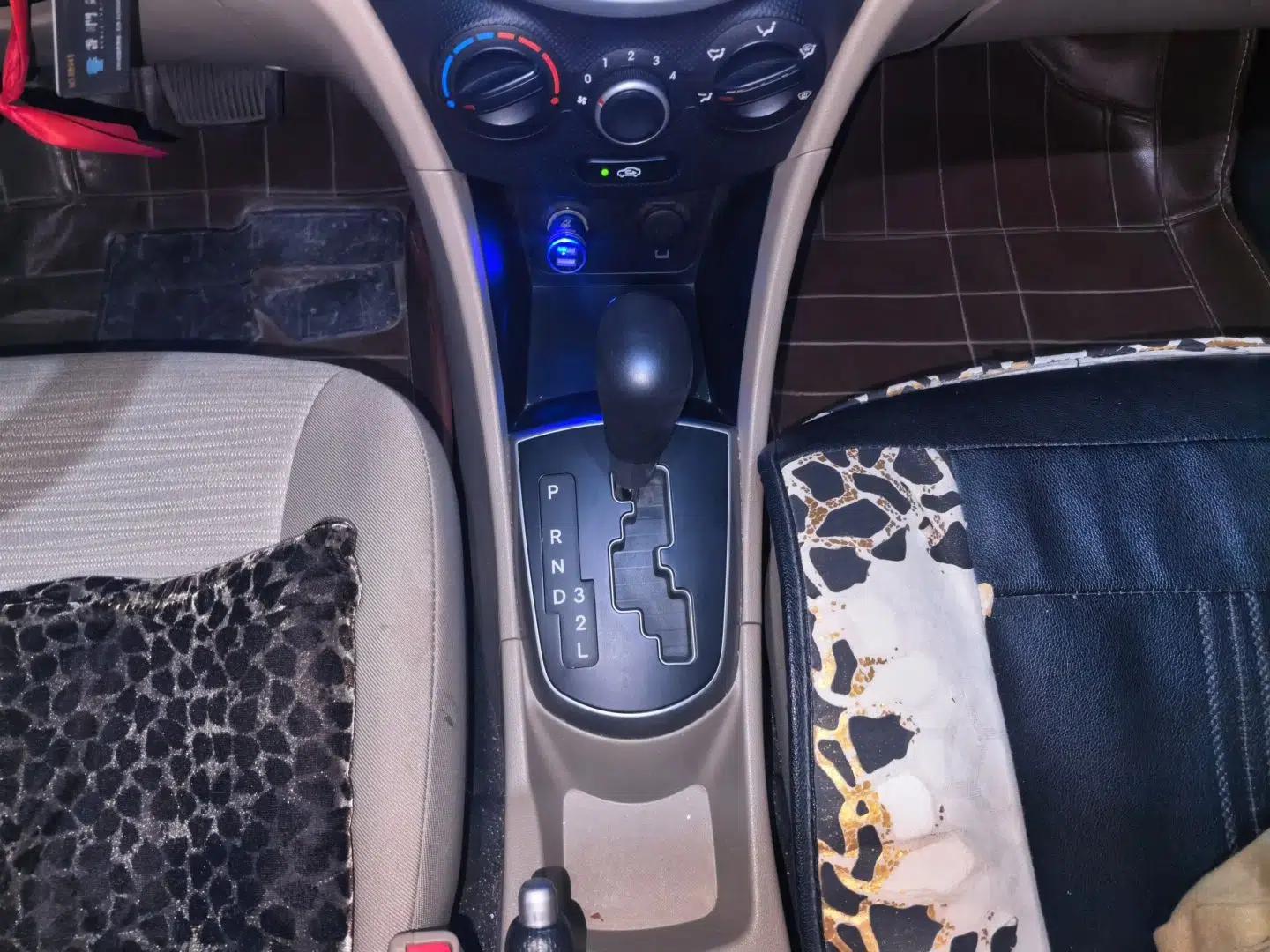 Hyundai Verna (older generation) 2014 1.4L Automatic Smart GLS — миниатюра 14