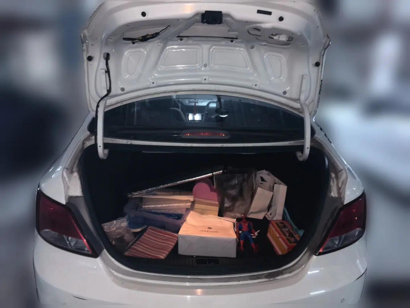 Hyundai Verna (older generation) 2014 1.4L Automatic Smart GLS — миниатюра 19
