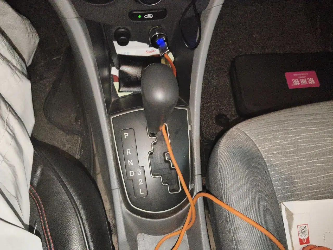 Hyundai Verna (older generation) 2014 1.4L Automatic Leading-Edge GLX — миниатюра 14