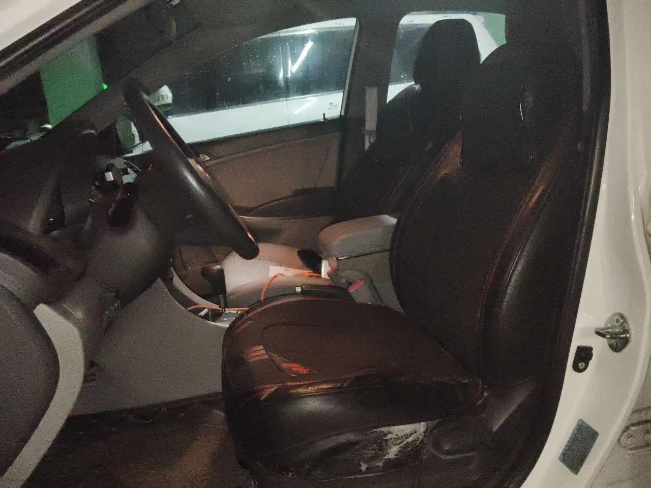 Hyundai Verna (older generation) 2014 1.4L Automatic Leading-Edge GLX — миниатюра 15
