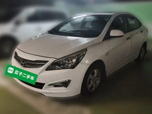 Hyundai Verna (older generation) 2014 1.4L Automatic Leading-Edge GLX