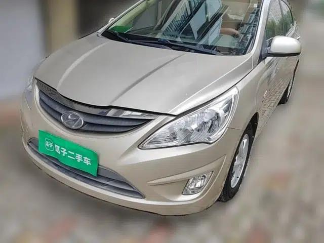 Hyundai Verna (older generation) 2010 Sedan 1.4L Automatic Comfort Model GS