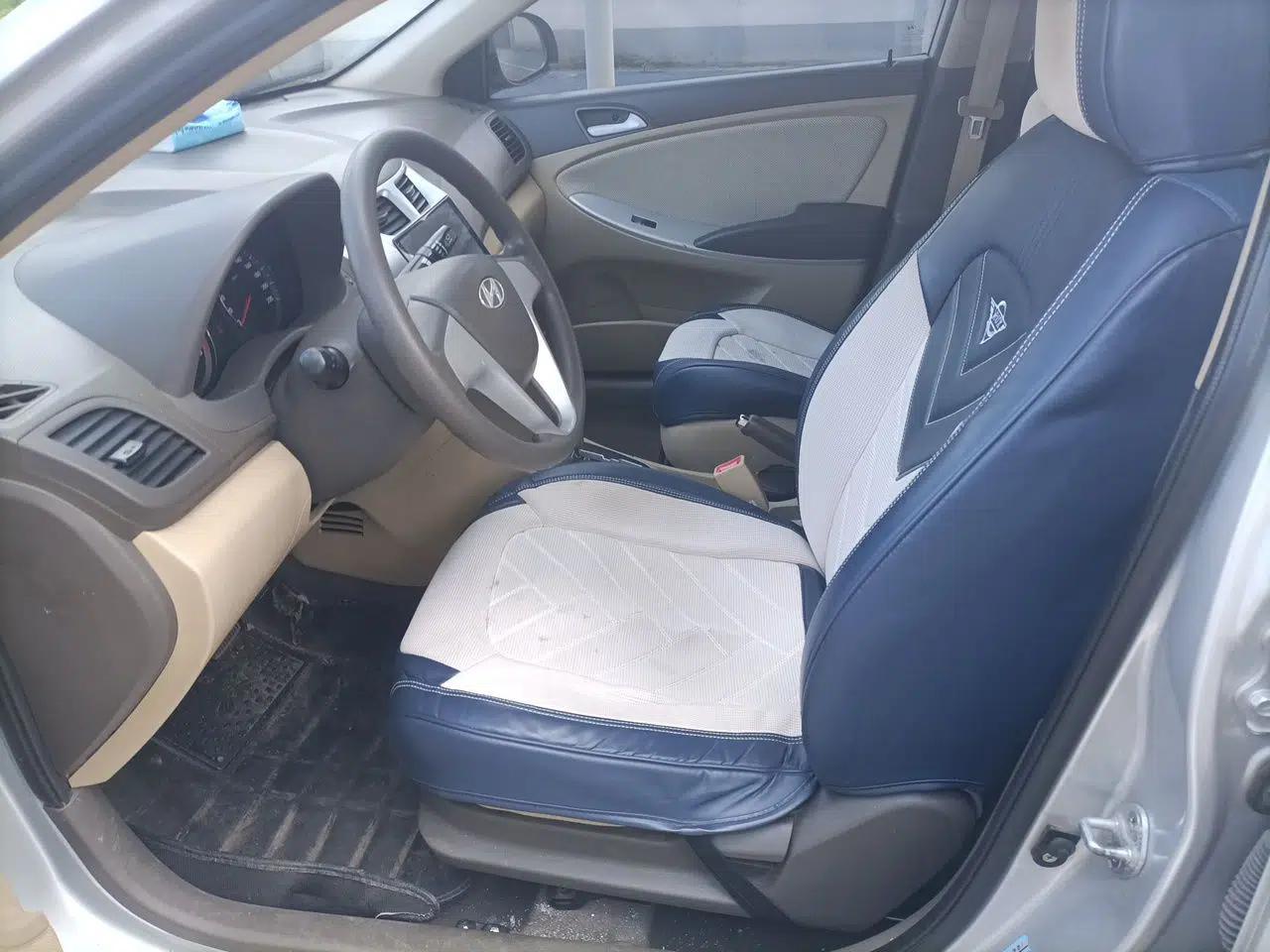 Hyundai Verna (older generation) 2010 Sedan 1.4L Automatic Fashionable GT Model — миниатюра 15