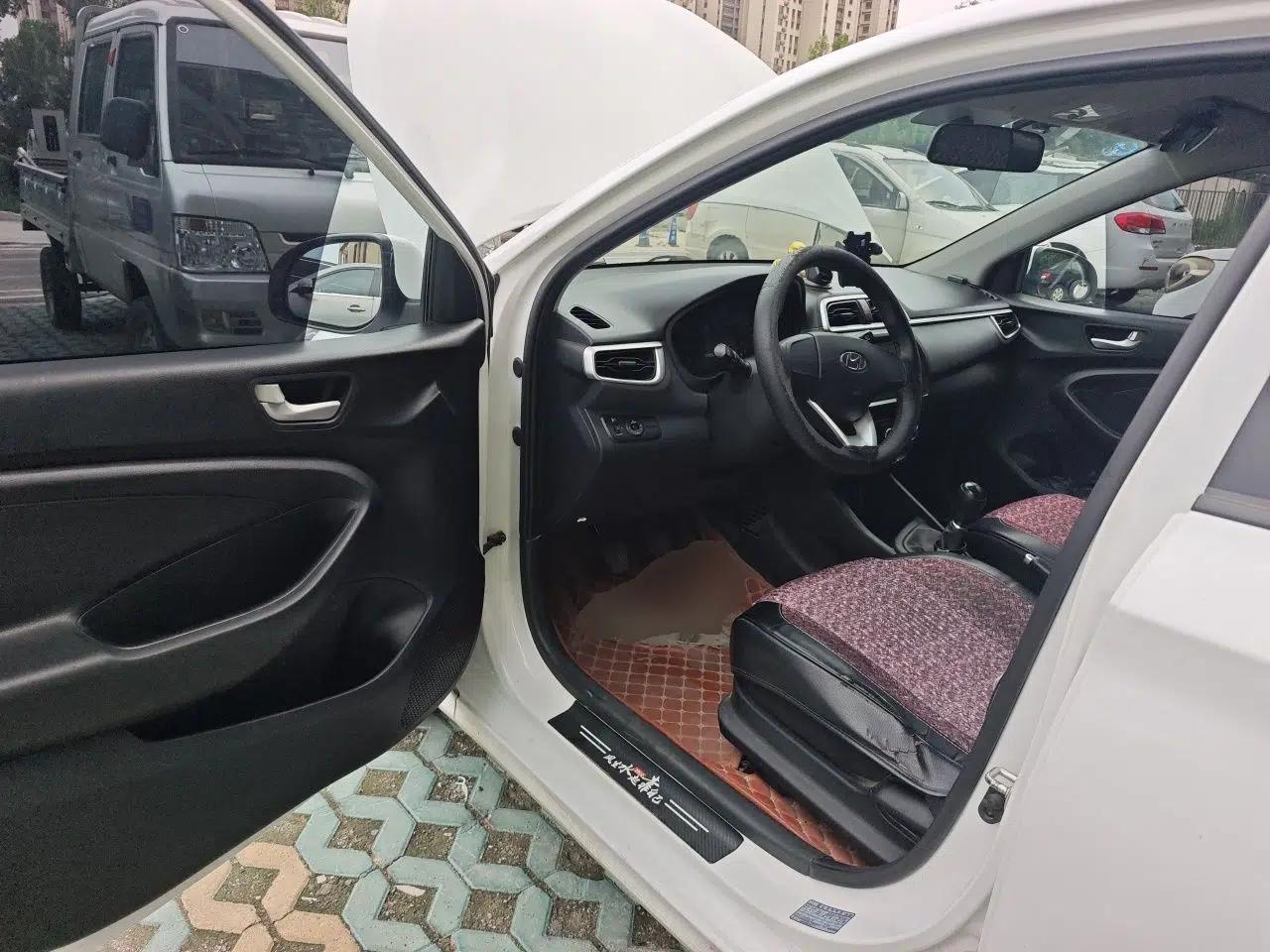 Hyundai Verna (older generation) 2017 1.4L Manual Refreshed Version China V Standard — миниатюра 16