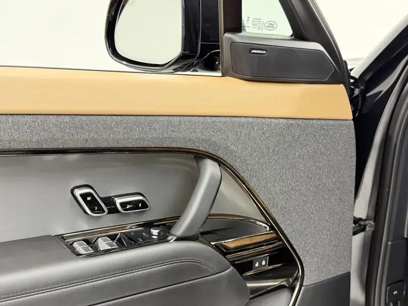 Range Rover Sport 2023 3.0 L6 Dynamic SE — миниатюра 10
