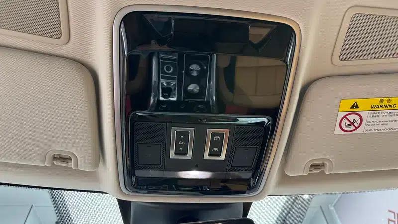 Range Rover Sport 2022 3.0 L6 Black Edition — миниатюра 11