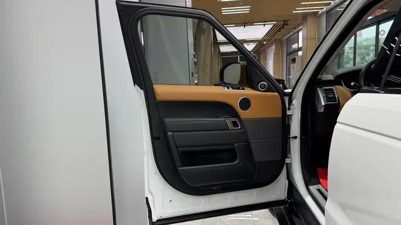 Range Rover Sport 2022 3.0 L6 Black Edition — миниатюра 23