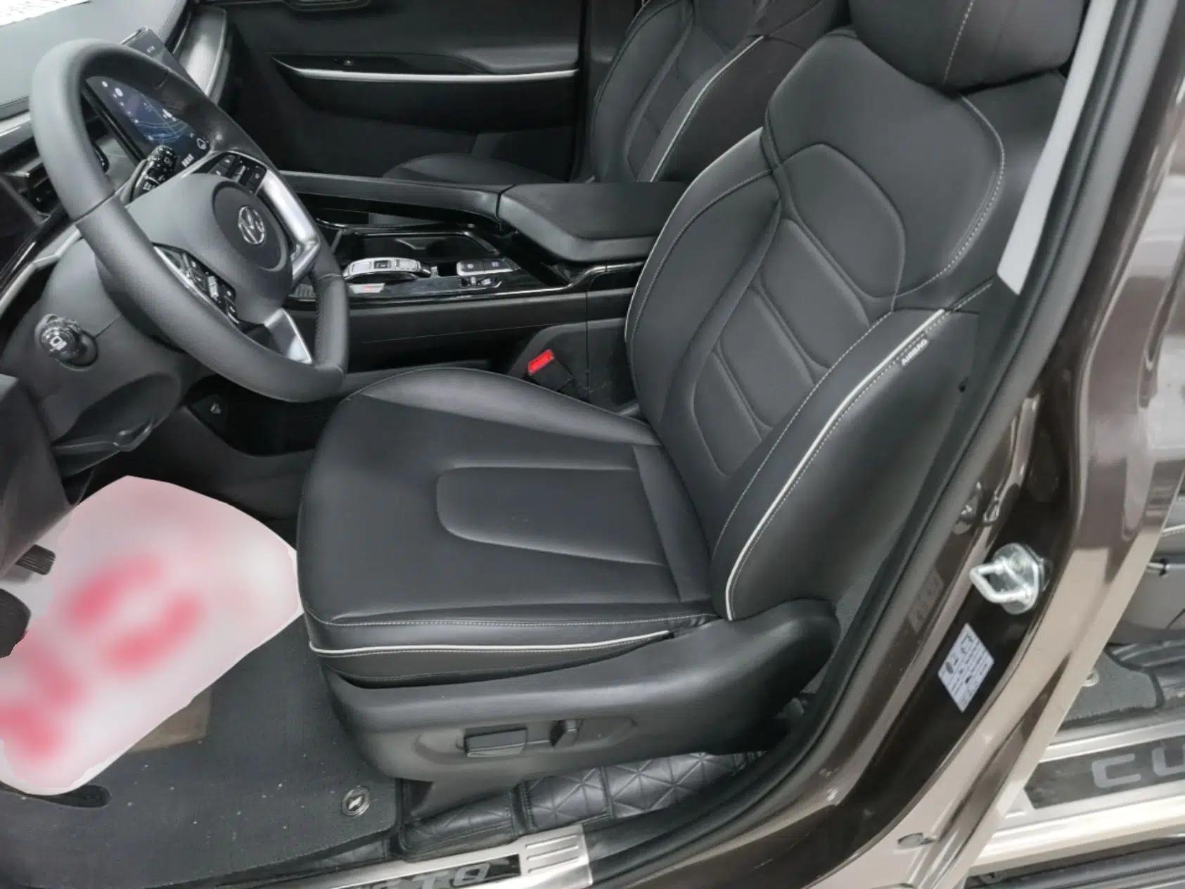 Hyundai Custo 2024 270TGDi LUX Prestige Edition — миниатюра 17