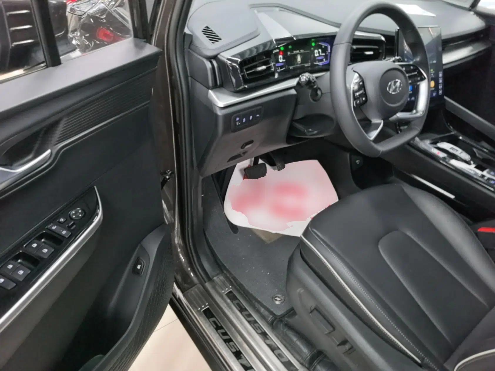 Hyundai Custo 2024 270TGDi LUX Prestige Edition — миниатюра 18