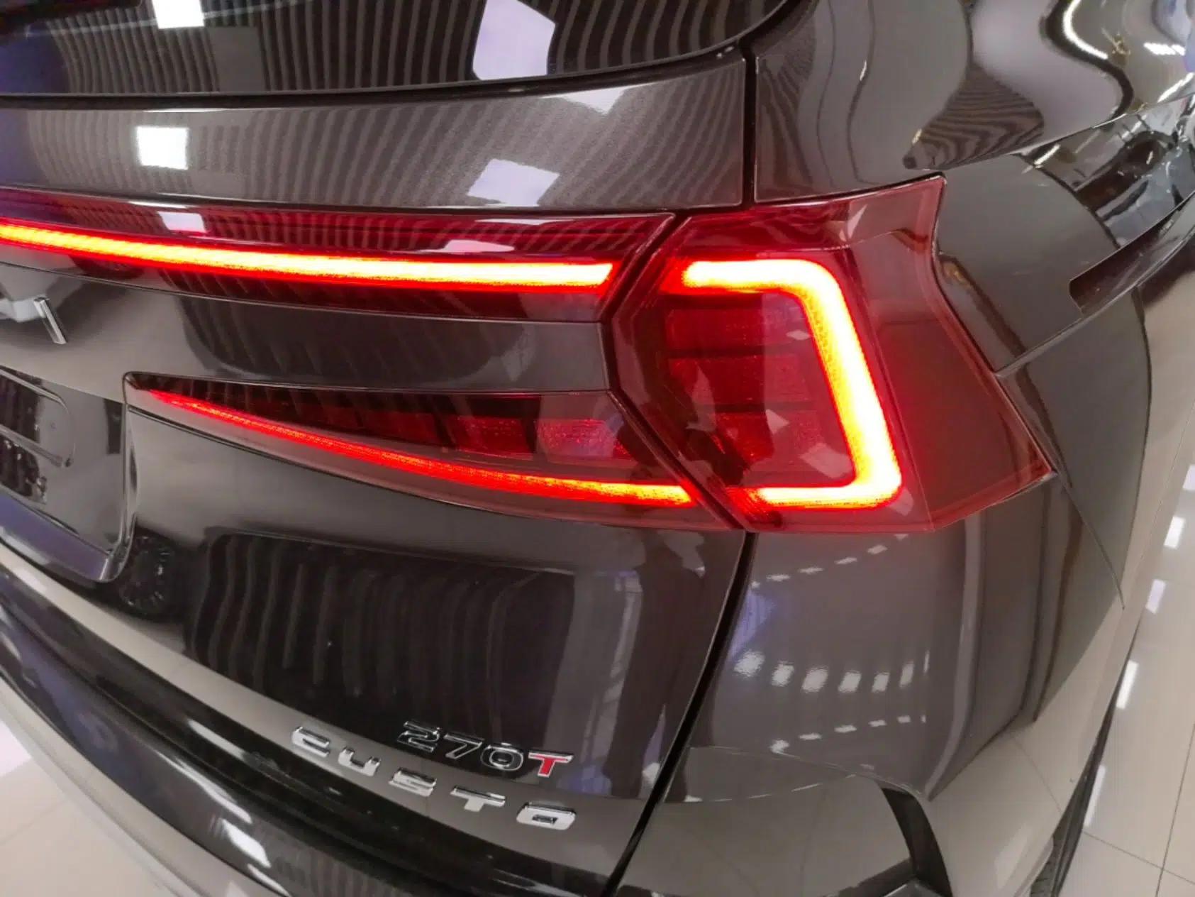 Hyundai Custo 2024 270TGDi LUX Prestige Edition — миниатюра 9