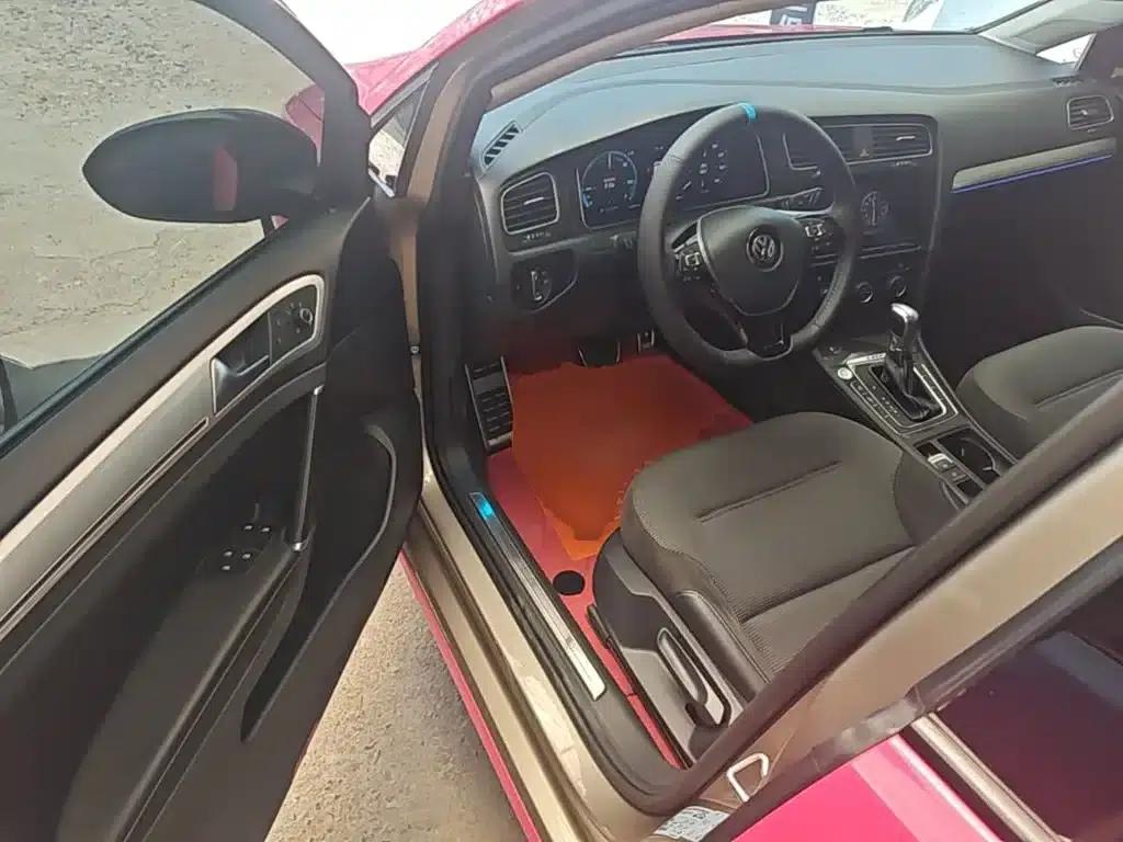 2020 Golf EV — миниатюра 16