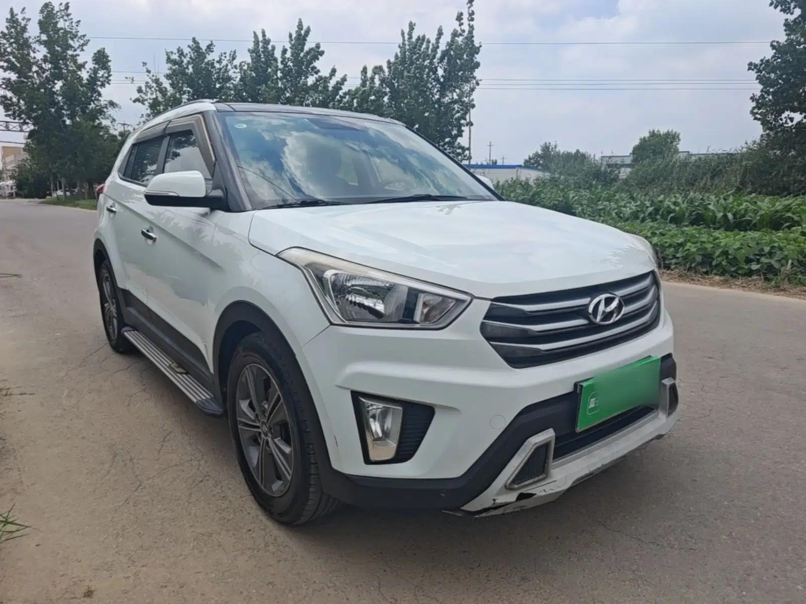 Hyundai ix25 2015 1.6L Automatic Two-Wheel Drive Smart GLS Trim — миниатюра 3